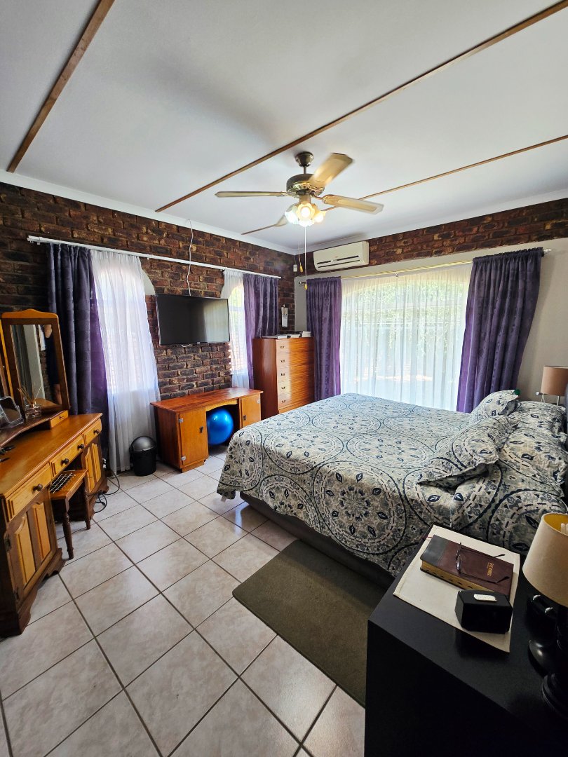 3 Bedroom Property for Sale in La Hoff North West